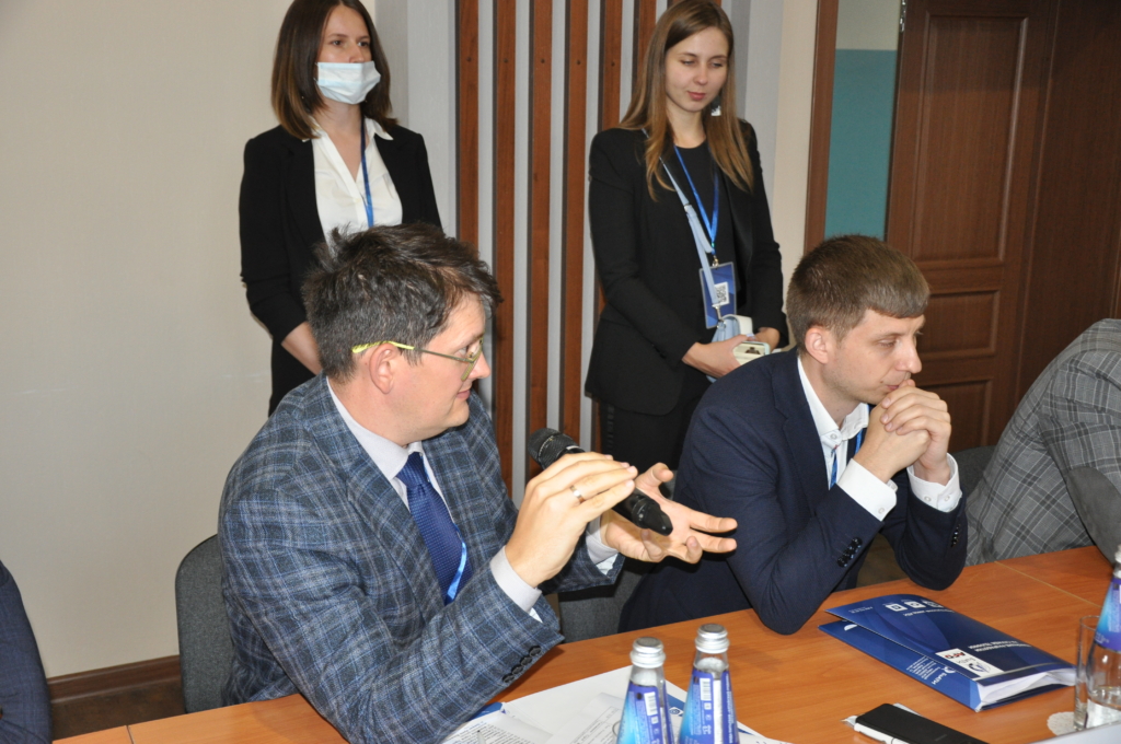 Актуальные вопросы администрирования налогообложения промышленники обсудили в рамках круглого стола на Барнаульском заводе АТИ