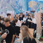 Молодежь и промышленность: фестиваль рабочих профессий "Заводская проходная" в Бийске