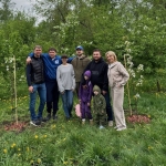 Клуб молодых промышленников озеленил парк «Изумрудный» в Барнауле