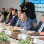 Фоторепортаж: пленарное заседание форума «Сибирский промышленник – 2025»