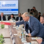 Фоторепортаж: пленарное заседание форума «Сибирский промышленник – 2025»
