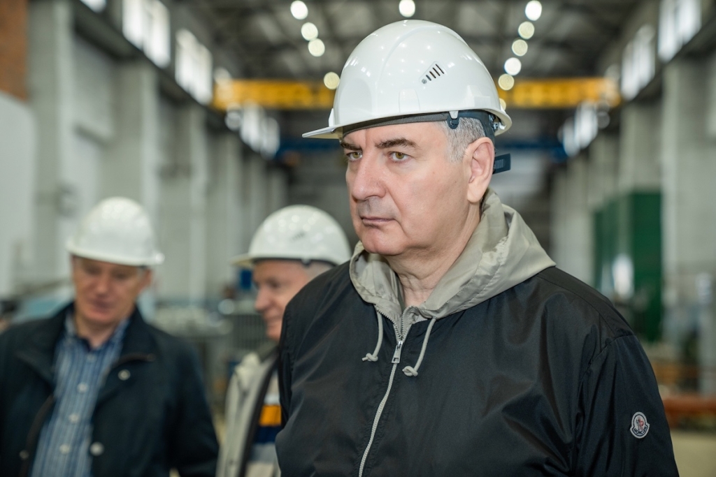 Фоторепортаж: Сибирские промышленники на ОАО «Алттранс»