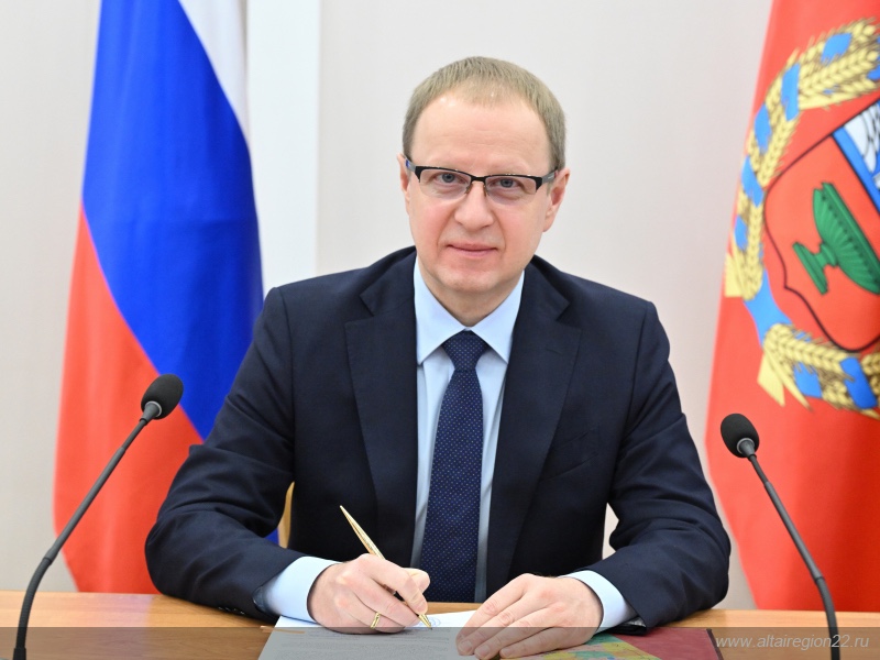 Социальное партнёрство в действии: в Алтайском крае подписаны ключевые соглашения о росте заработной платы