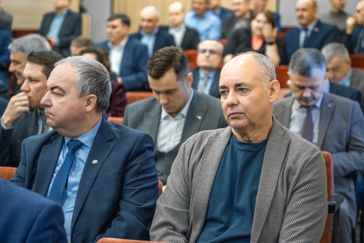 Промышленный курс 2025–2028: Союз промышленников Алтайского края подвел итоги и выбрал новое руководство