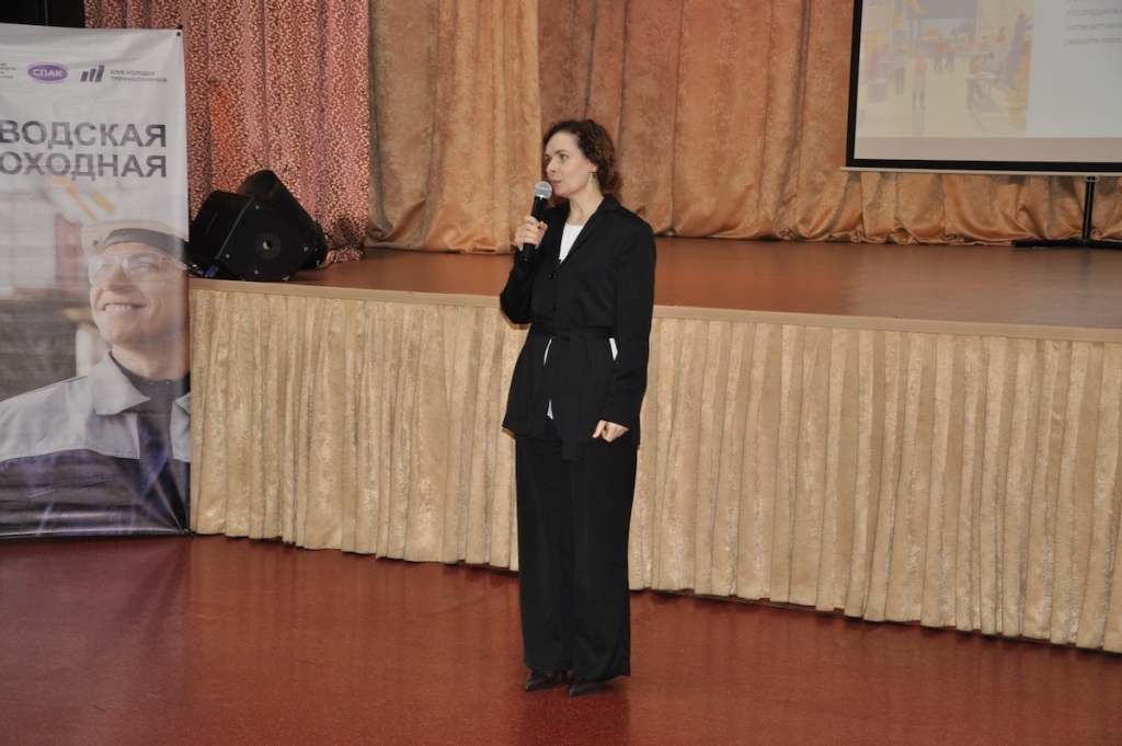 В Новоалтайске прошёл фестиваль инженерных и рабочих профессий «Заводская проходная»