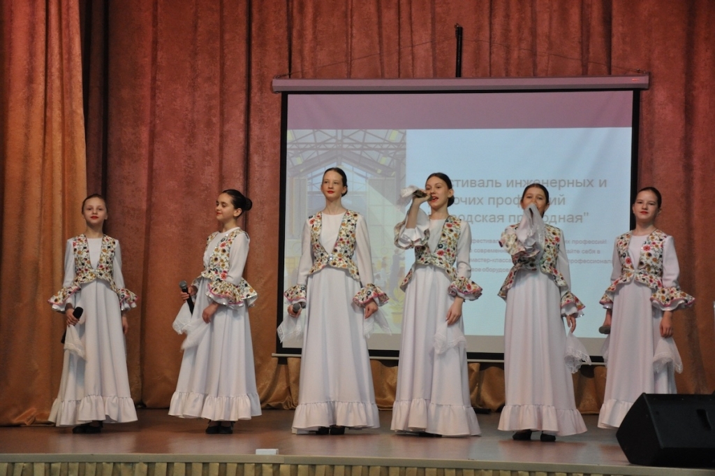 В Новоалтайске прошёл фестиваль инженерных и рабочих профессий «Заводская проходная»