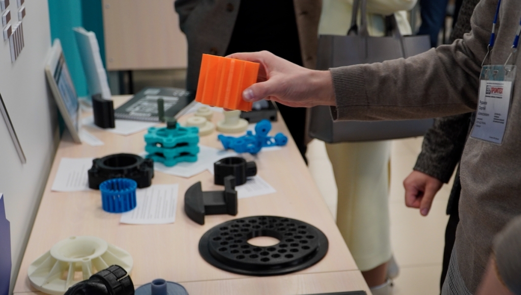 В Барнауле прошёл форум «3D ПРОМТЕХ»: аддитивные технологии входят в новую индустриальную реальность