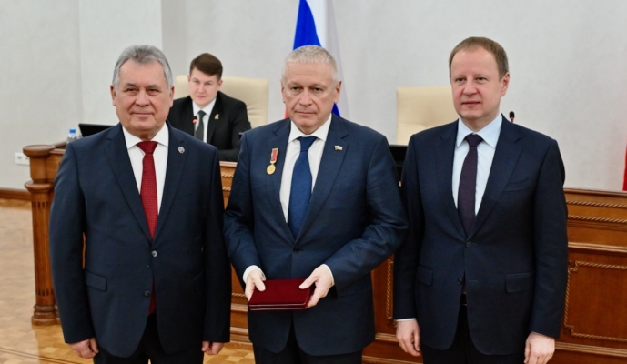 Юрий Шамков награждён медалью «За заслуги в развитии законодательства и парламентаризма»