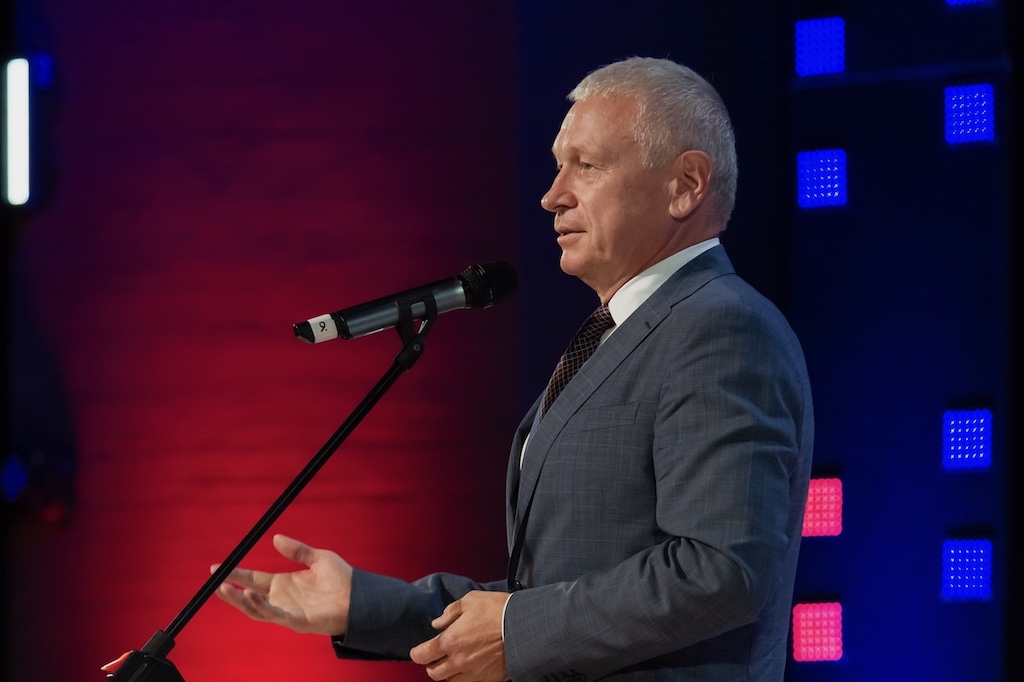 День промышленника – 2026 в Алтайском крае: награды людям труда и разговор о будущем отрасли