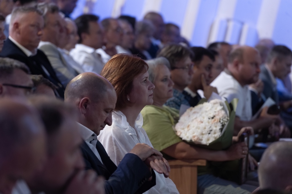 День промышленника – 2026 в Алтайском крае: награды людям труда и разговор о будущем отрасли