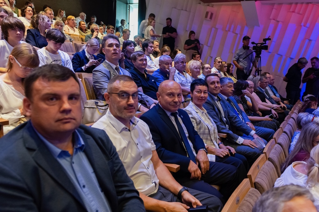 День промышленника – 2026 в Алтайском крае: награды людям труда и разговор о будущем отрасли
